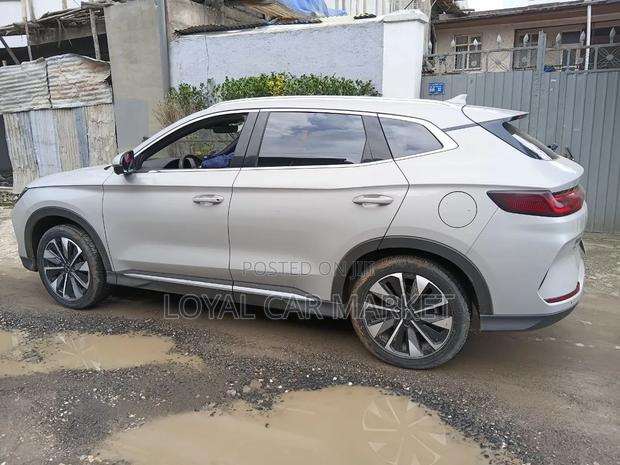 BYD Song Plus 2025 Gray