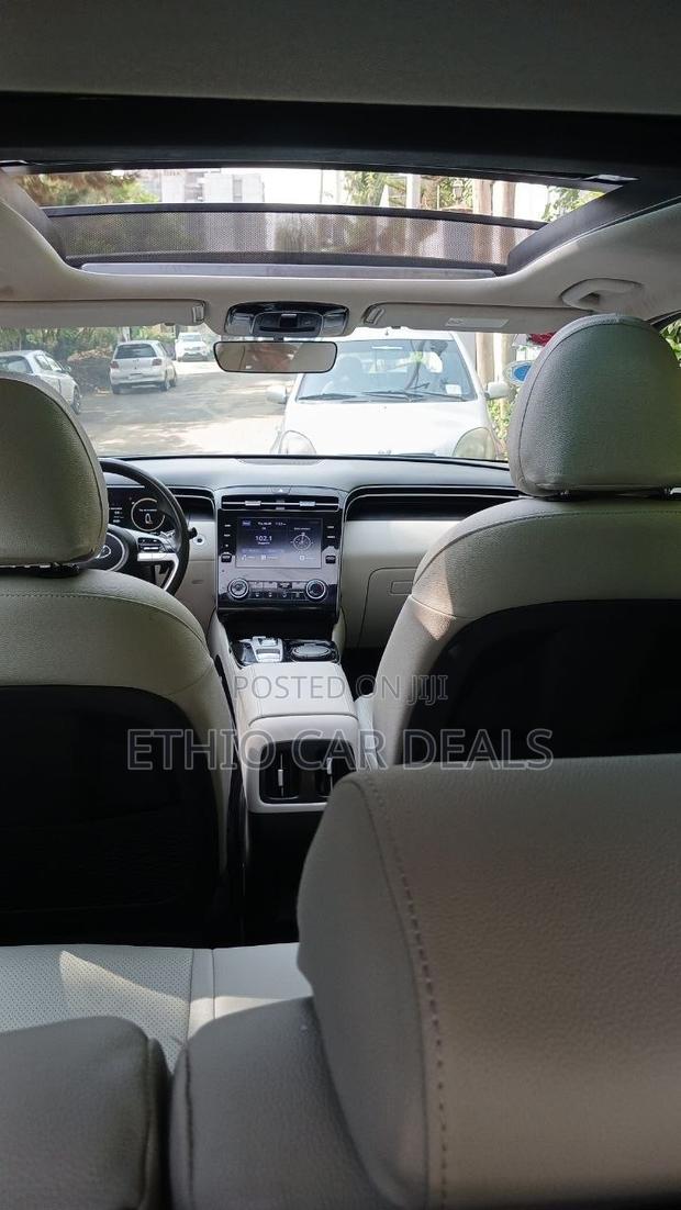 Hyundai Tucson 2023 Gray