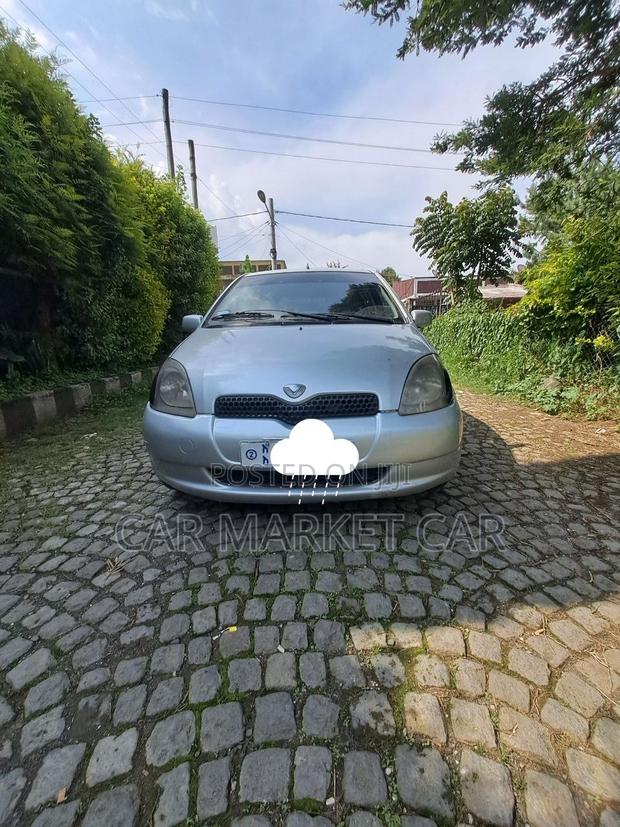Toyota Vitz 1.0 FWD 5dr 2001 Silver