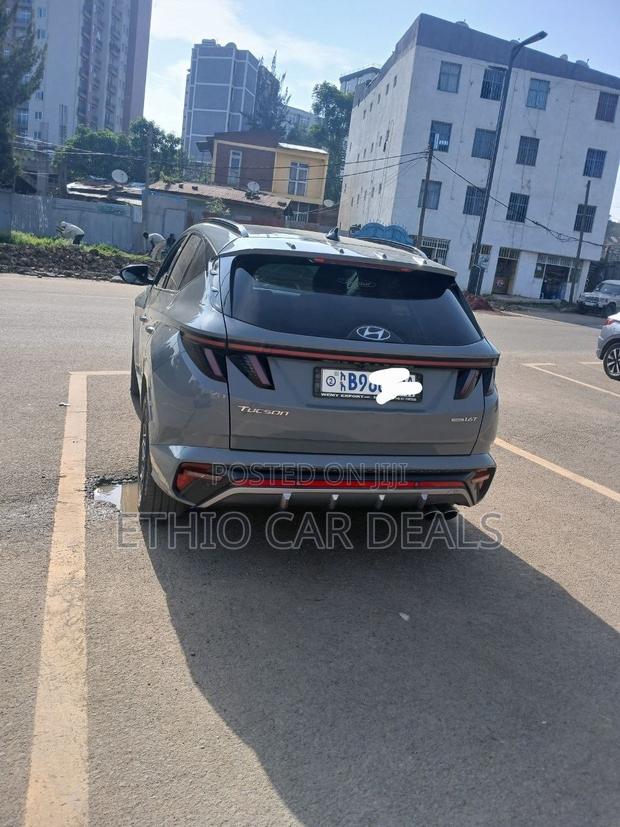 Hyundai Tucson 2023 Gray