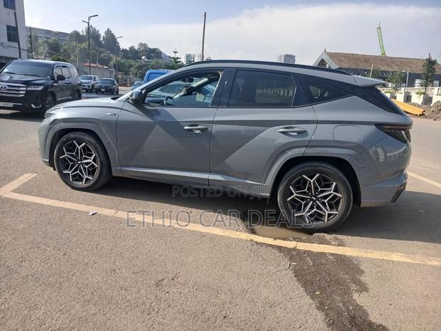 Hyundai Tucson 2023 Gray