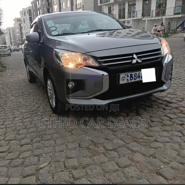 Mitsubishi Attrage 2022 Gray