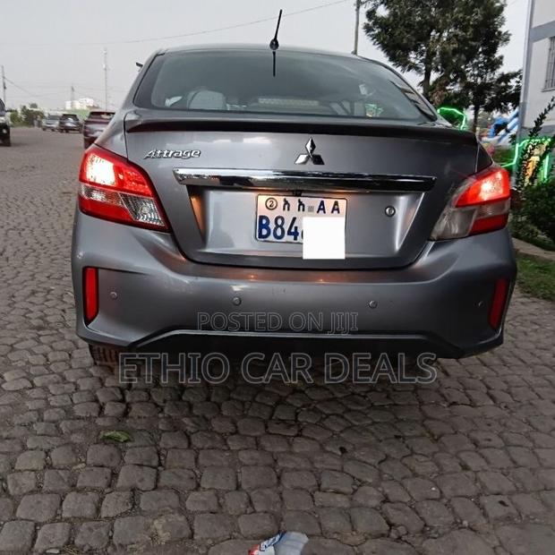 Mitsubishi Attrage 2022 Gray