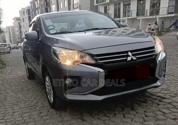 Mitsubishi Attrage 2022 Gray