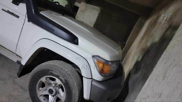 Toyota Land Cruiser 2021