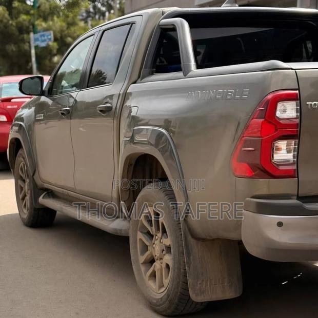 Toyota Hilux 2022