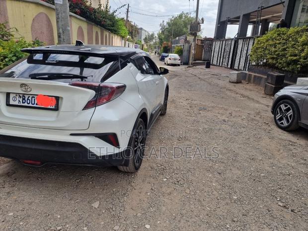 Toyota C-HR 2018 White