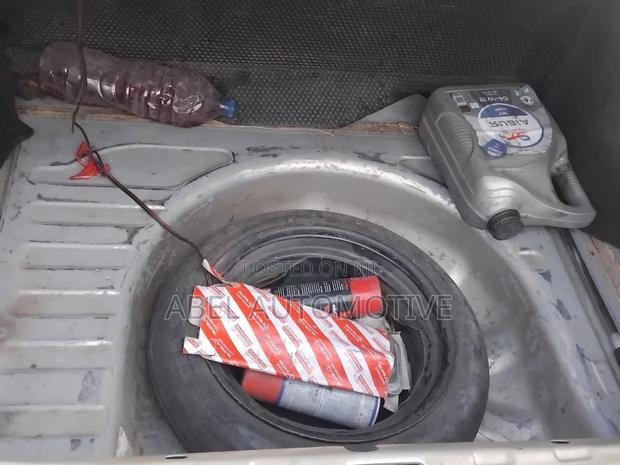 Toyota Platz 2001