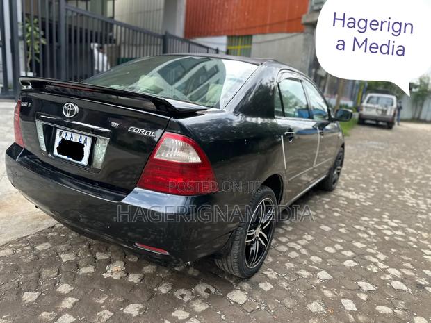 Toyota Corolla 2005 Black