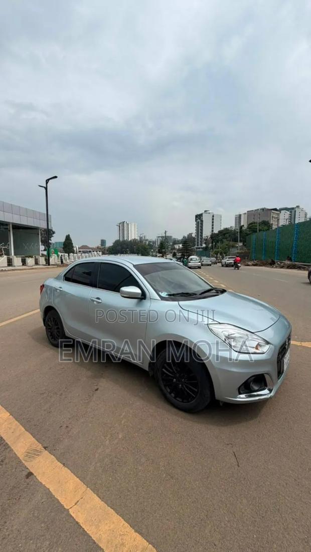 Suzuki Dzire 2024 Blue
