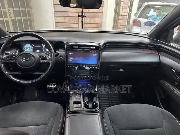 Hyundai Tucson 2021 White