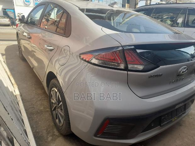 New Hyundai Ioniq 2023 Teal