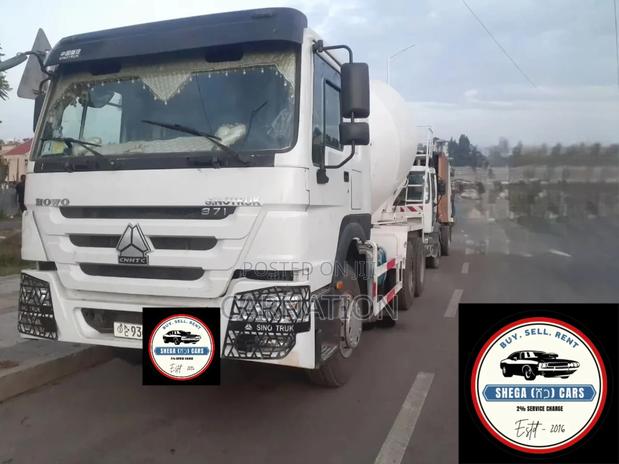 Sinotruk Howo 2023 White