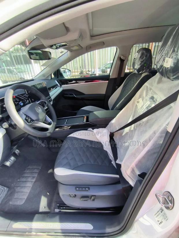 New Volkswagen ID.6 2025 White