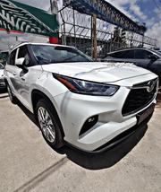 New Toyota Highlander Hybrid 2024 White for sale