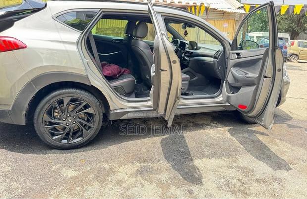 Hyundai Tucson 2020 Silver