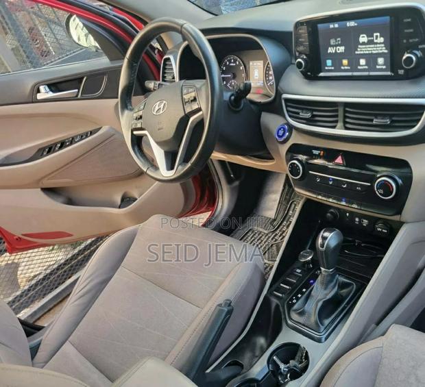 Hyundai Tucson 2019 Red