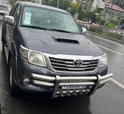 Toyota Hilux 2013 Gray for sale