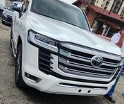 Toyota Land Cruiser 2022 White for sale