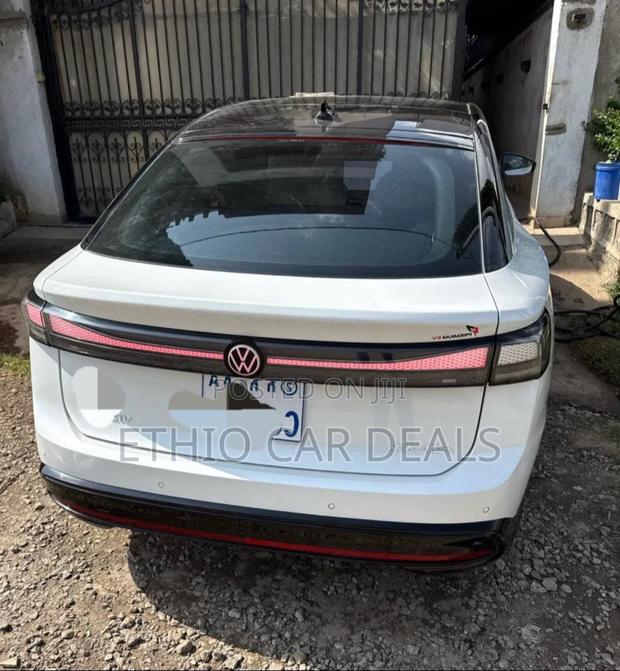 Volkswagen ID.7 2025 White