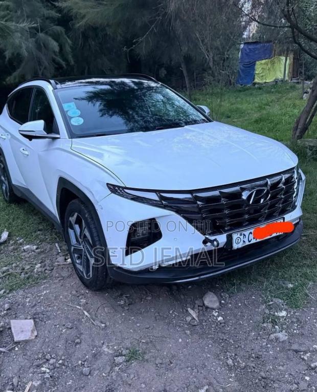 Hyundai Tucson 2022 Off white