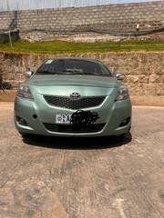 Toyota Yaris 2010 Green for sale
