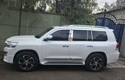 Toyota Land Cruiser 2021 White for sale