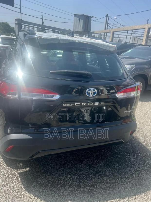 New Toyota Corolla Cross Hybrid 2025 Matt Black