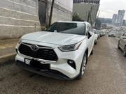 Toyota Highlander Hybrid 2023 Beige for sale