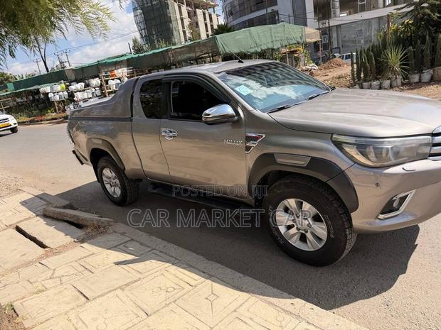 Toyota Hilux Revo Single Cab Deisel 2.4 RWD 2018 Gray