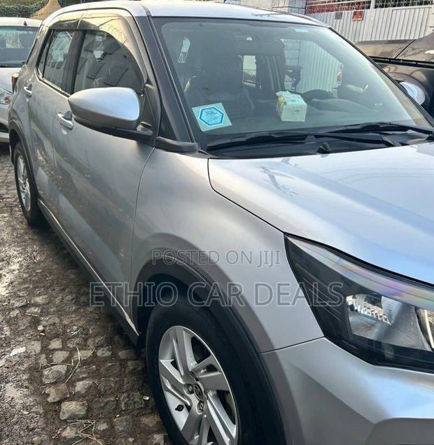 Toyota Raize 1.2 FWD 2022 Silver