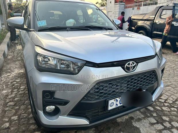 Toyota Raize 1.2 FWD 2022 Silver