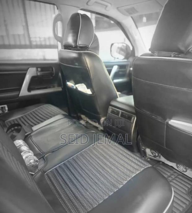 Toyota Land Cruiser 2012 White