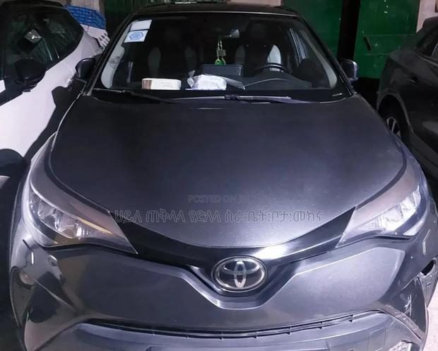 Toyota C-HR 2020 Maroon