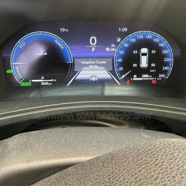 Toyota Grand Highlander Hybrid 2025 White