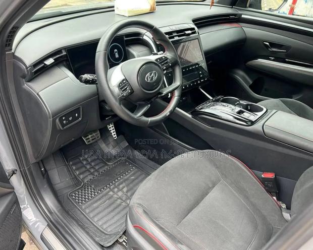 Hyundai Tucson 2022 Gray