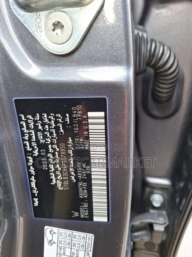 Toyota Highlander Hybrid Limited 2023 Gray