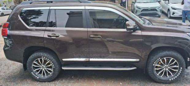 Toyota Land Cruiser Prado 2021 Beige