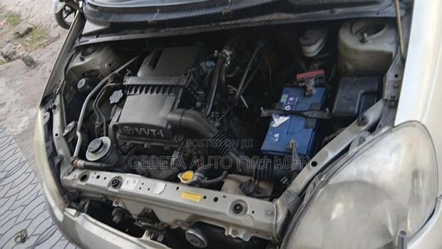 Toyota Vitz 2002