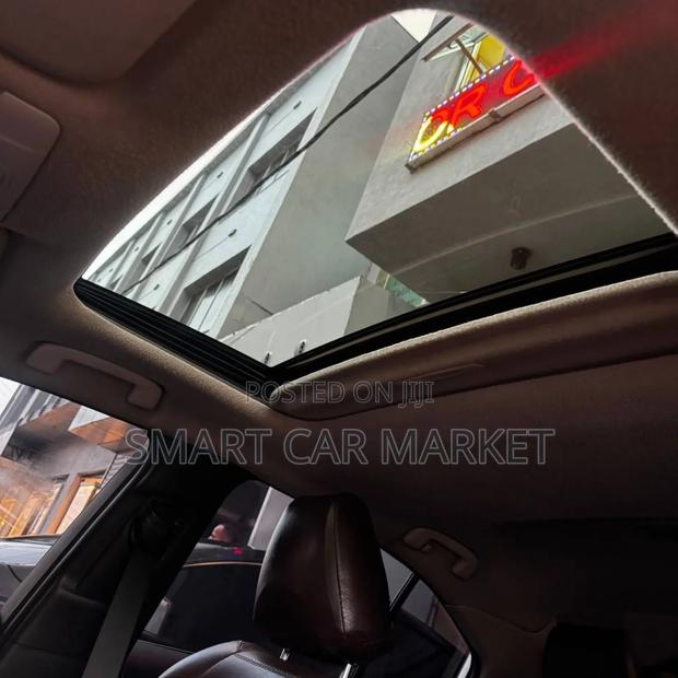 Toyota Corolla 2022 White