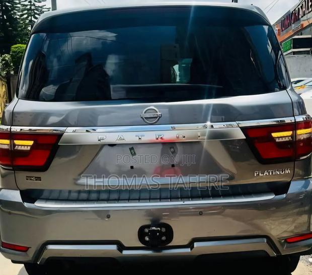 Nissan Patrol 2023 Gray