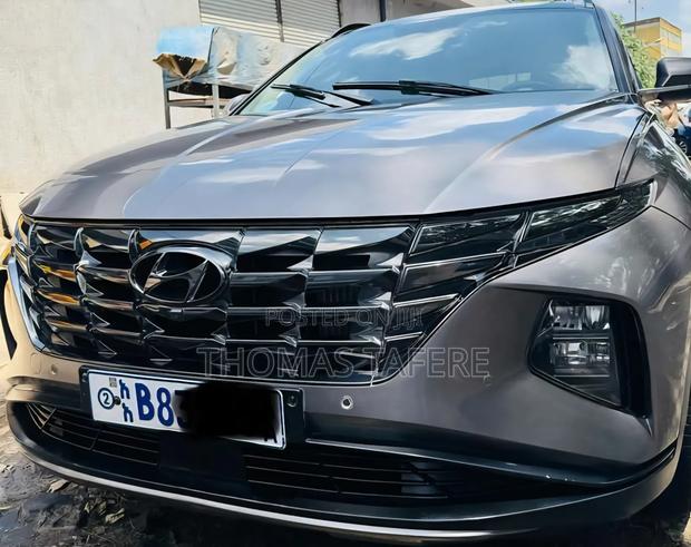 Hyundai Tucson 2021 Gold