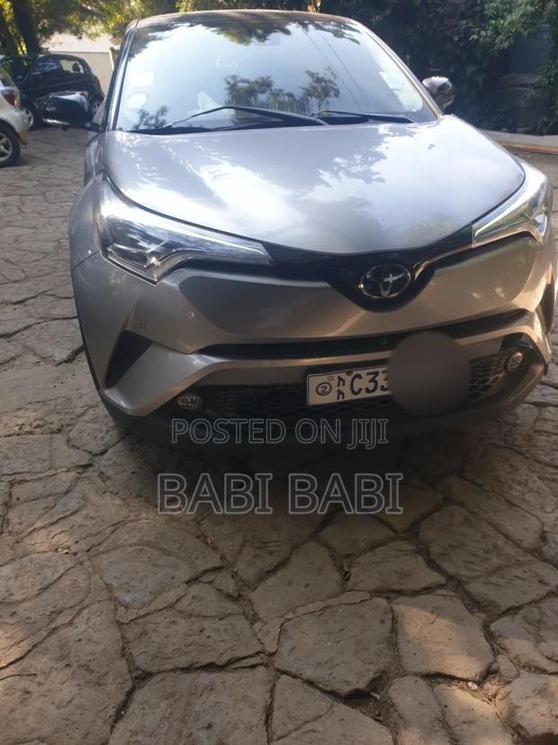Toyota C-HR 2022 Silver