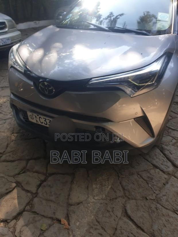 Toyota C-HR 2022 Silver