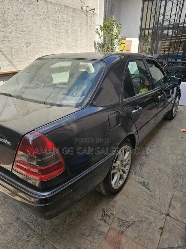 Mercedes-Benz C180 1994 Black
