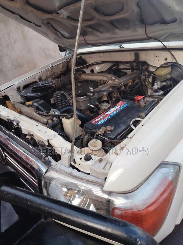 Toyota Land Cruiser 2011