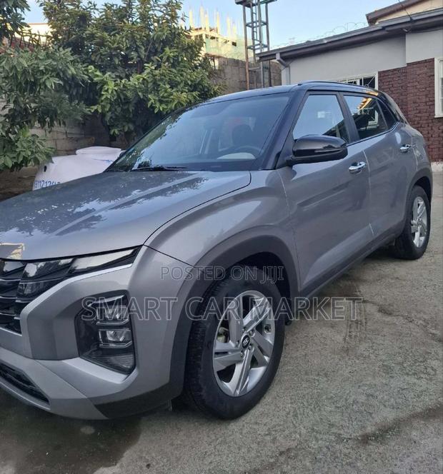 Hyundai Creta 2024 Silver