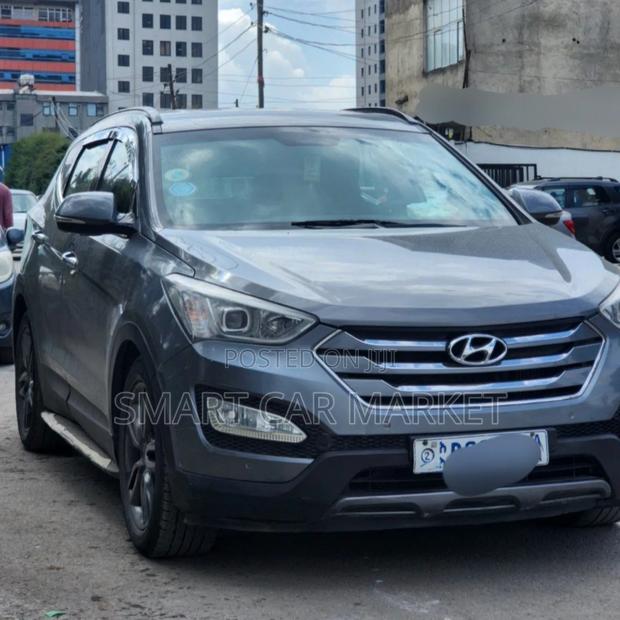 Hyundai Santa Fe 2015 Brown