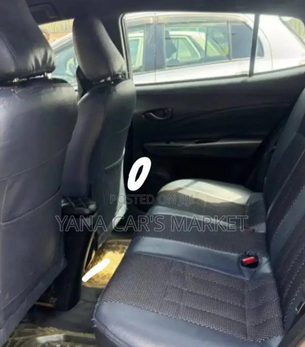Toyota Yaris 1.5 Sedan L 2020