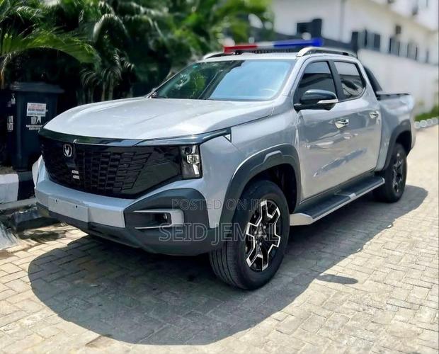 New Changan Hunter Plus 2.0 Petrol 4x4 2025 Gray